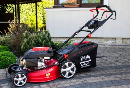Kosiarka spalinowa z koszem Sigma Garden 173 cm³ poj. kosza62l. szer. 53cm