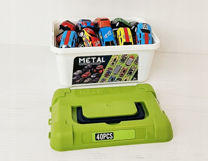 ZESTAW SAMOCHODÓW RESORAKÓW 40 SZT. W SKRZYNCE