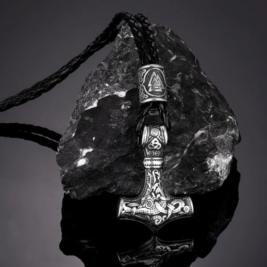 Naszyjnik Nordycki Młot Thora symbol Valknut + Rzemyk