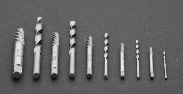 NEO KOMPLET ZESTAW WYKRĘTAKÓW DO ZERWANYCH URWANYCH ŚRUB + WALIZKA 09-609