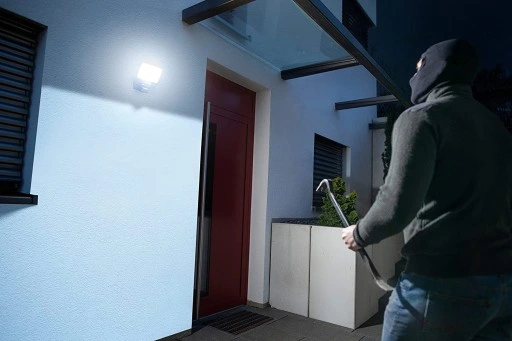 Lampa WiFi IP54 Google Alexa Czujnik Reflektor