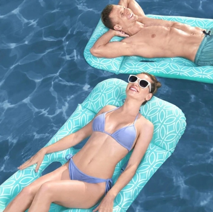 Duży Wygodny Materac Leżak Szezlong Dmuchany do Wody Pływania Basenu 43550