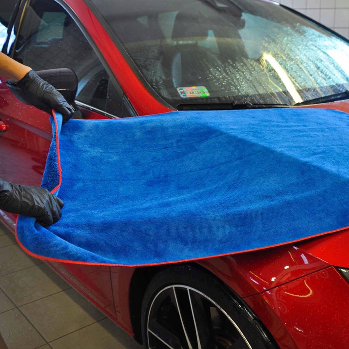 ZESTAW DO MYCIA AUTA rękawica z mikrofibry + ręcznik do osuszania lakieru