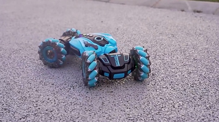 SAMOCHÓD ZDALNIE STEROWANY RĘKĄ PILOT RC DRIFT 4X4 360° LED DŹWIĘK SPRAY