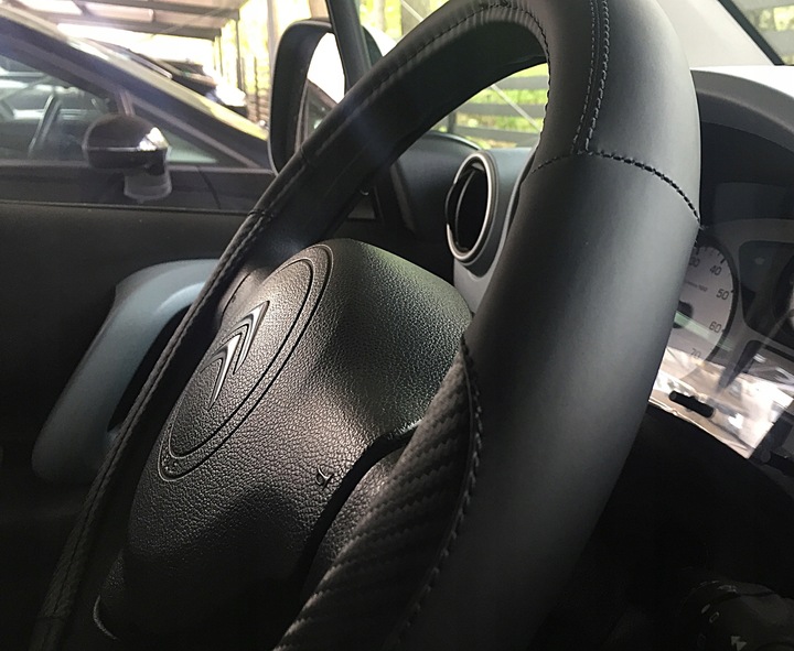 VW Golf 4 5 6 7 Jetta Passat B5 B6 B7 Polo UP! na kierownice skóra karbon