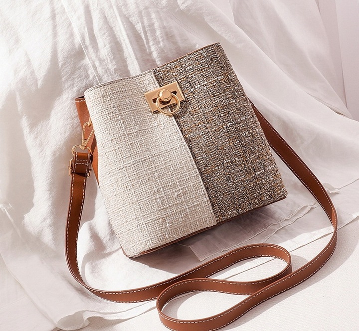 Torebka Damska na Ramię Brązowa Kremowa Jasna Elegancka Pojemna Wizytowa