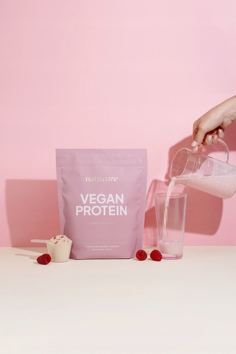 BIALKO WPC KONCENTRAT BEZ LAKTOZY WEGAŃSKIE, BIAŁA CZEKOLADA-MALINA