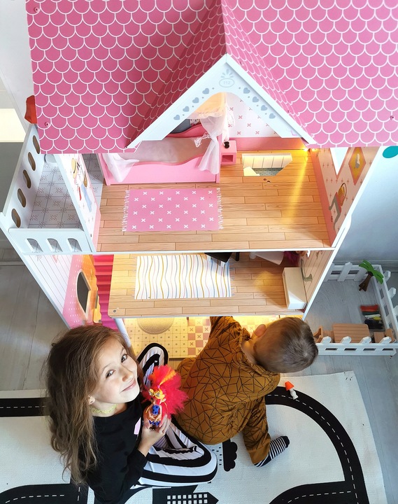 Duży Domek Dla Lalek XXL Drewniany Mebelki Do Zestawu Oświetlenie LED