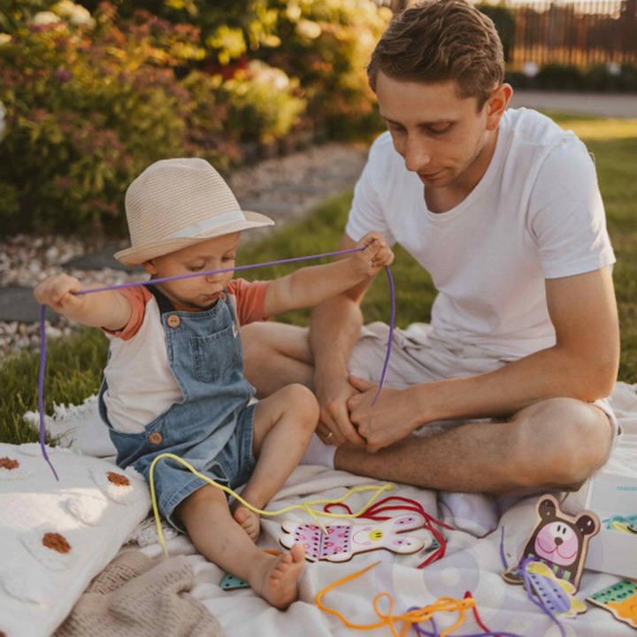 DREWNIANA SZNUROWANKA PRZEPLATANKA NAWLEKANKA MONTESSORI 5W1 EDU WOOPIE