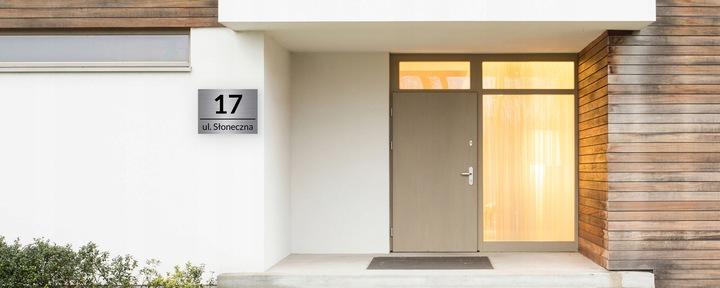 NIERDZEWNY NUMER NA DOM 32x21cm TABLICZKA ADRESOWA Z NUMEREM DOMU ALUMINIUM