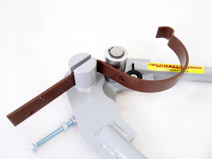 Giętarka do haków rynnowych bednarki prętów. Rowek 6x36mm