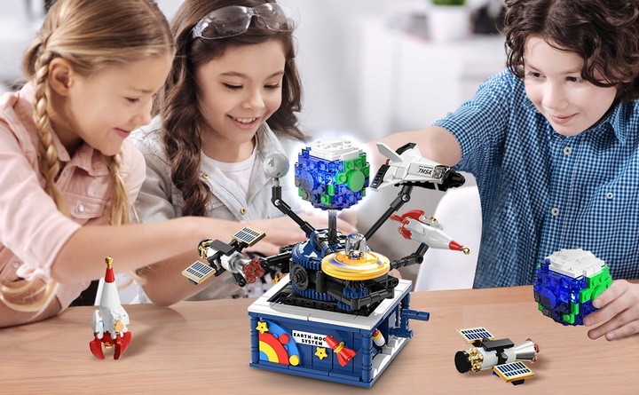 KLOCKI UKŁAD ZIEMIA PLANETA RUCHOMY KOSMOS RAKIETY SAMOLOT LED 554szt 6w1