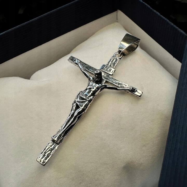 Krzyżyk duży srebrny męski 925 z Jezusem wizerunkiem pasyjka