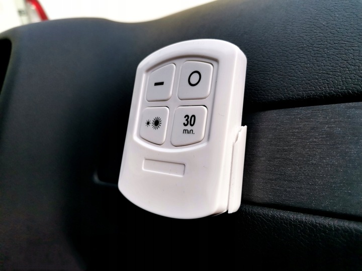 LAMPA KOGUT TAXI LED NA PILOTA + FOLIA OCHRONNA