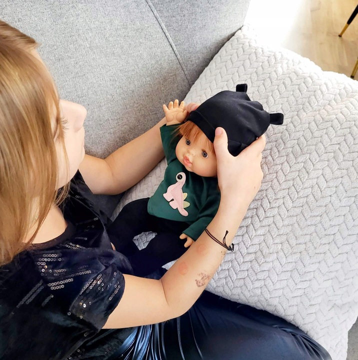 Ubranko dla lalek Koplet bluzka + getry+ czapka Miniland 32-38 cm kolory