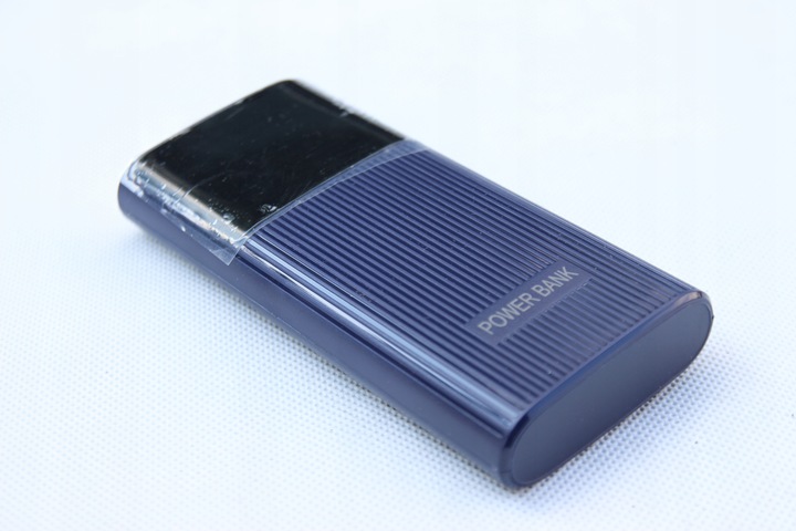 VIP SOLIDNY Mocny Power bank 50000mAh Wyświetlacz 3xUSB Latarka KOLORY