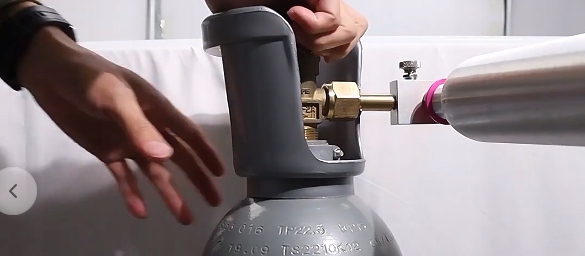 Przetoczka Sodastream Quick Connect Duo Terra Art Adapter do nabijania co2