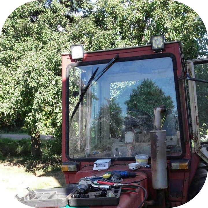 LAMPA ROBOCZA 9 LED HALOGEN 12V 24V LEDOWA 4 sztuki