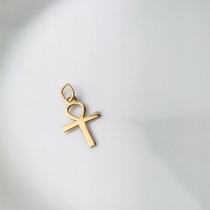 Złota zawieszka krzyżyk Ankh - pr. 585
