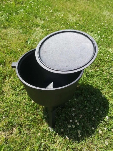 KOCIOŁEK ŻELIWNY MYŚLIWSKI GAR BLUMMENFELD 4L