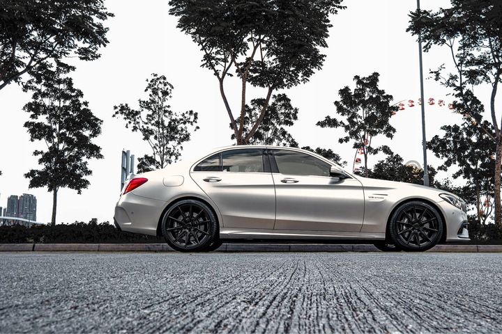 FOLIA OKLEINA SAMOCHODOWA SREBRNY POŁYSK 1,23x3M