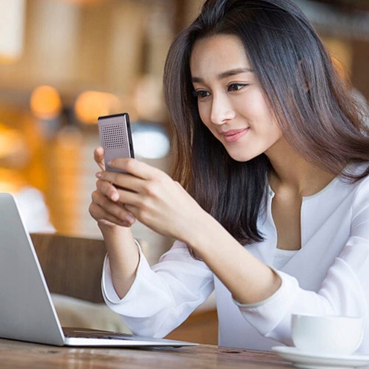 TŁUMACZ JĘZYKOWY, INTELIGENTNY TŁUMACZ GŁOSOWY