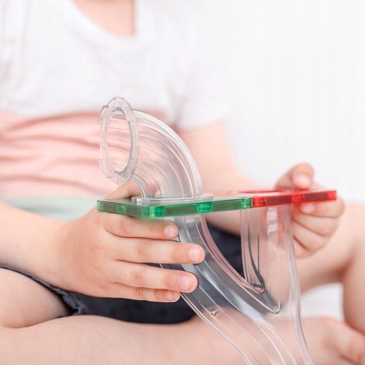 Connetix: klocki magnetyczne tor kulkowy kulodrom Ball Runn 92 elementy