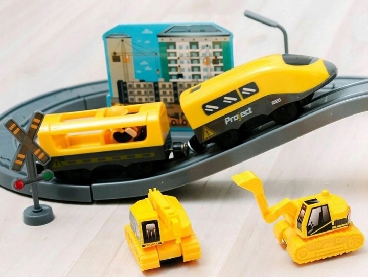 KOLEJKA ELEKTRYCZNA TUNEL MOST LOKOMOTYWA TORY 368