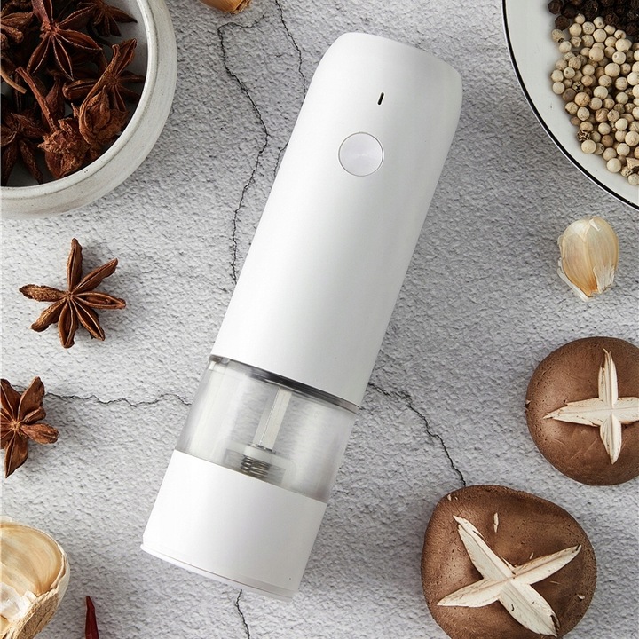 DO PIEPRZU SOLI PRZYPRAW USB MŁYNEK ELEKTRYCZNY