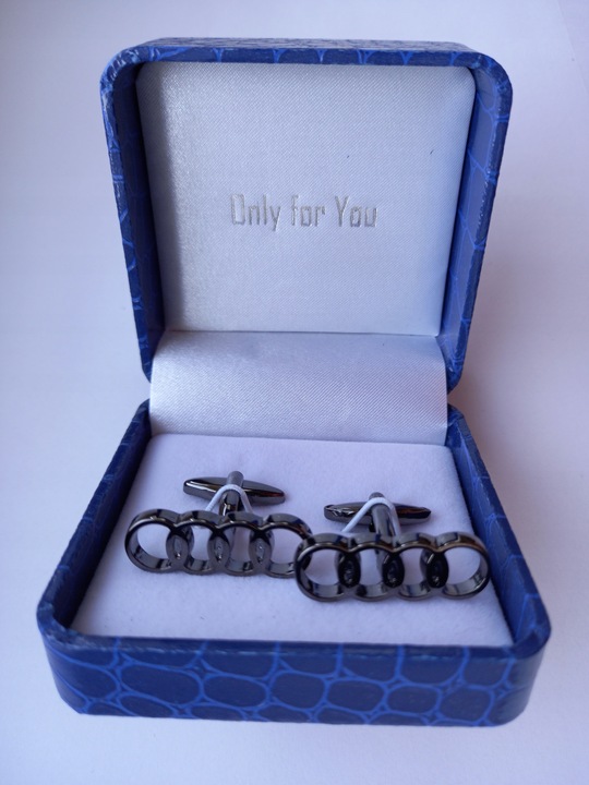 Tytanowe spinki do mankietów EXC dla miłośnika Audi RS + gratis szkatułka