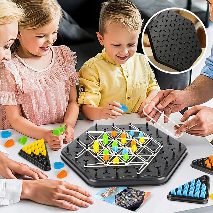 TRIGGLE BOARD GAME CHAIN TRIANGLE CHESS GAME, DESKTOP INTERACTIVE GAME 3D