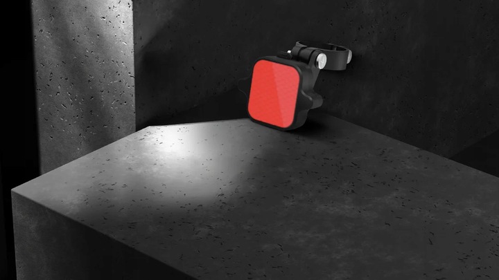 Lokalizator GPS LiTag MiLi lampka tylna do roweru światło rowerow IOS APPLE