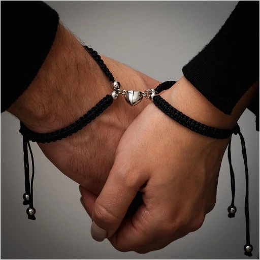 Bransoletki z MAGNESEM dla par sznurkowe SERCE WALENTYNKI czarne regulowane