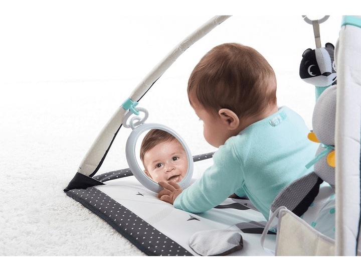 Mata edukacyjna z muzyką pałąk Magiczna Kraina czarno biała dla niemowląt