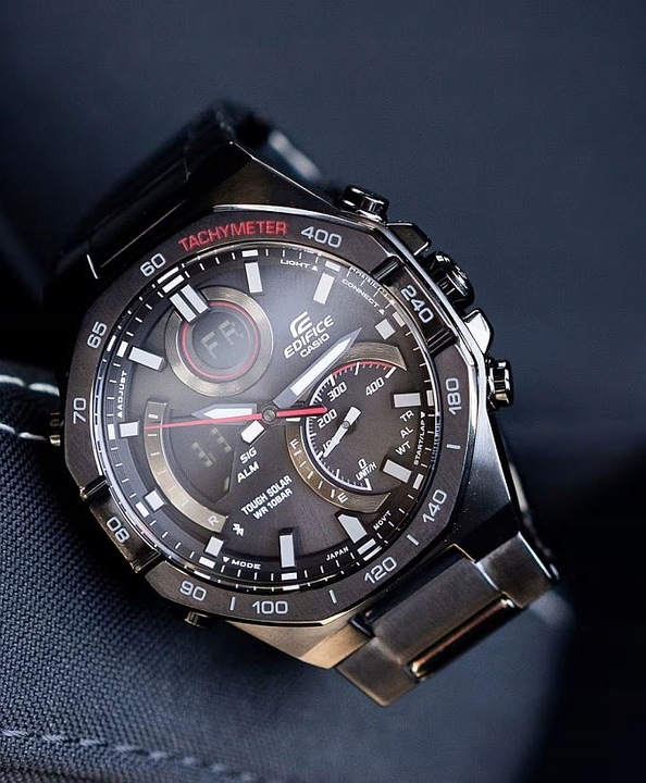 MĘSKI ZEGAREK CASIO EDIFICE PREMIUM ECB-950DC-1AEF CZARNY SOLAR BLUETOOTH