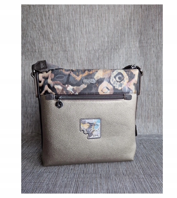 A152 Torebka Anekke listonoszka szeroki pas seria Real z dziewczynką