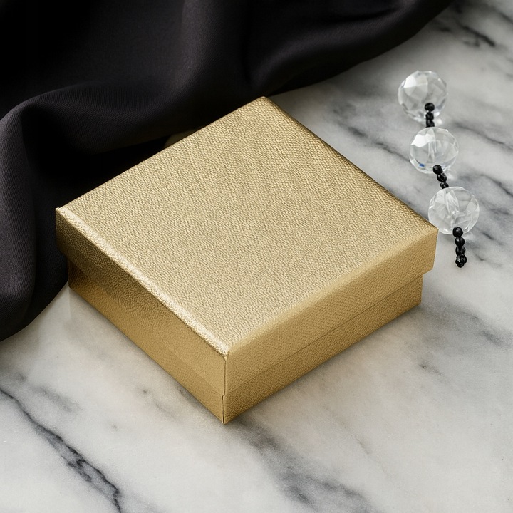 ZŁOTY ŁAŃCUSZEK Z SERDUSZKIEM NASZYJNIK DLA DZIEWCZYNKI, STAL CHIRURGICZNA