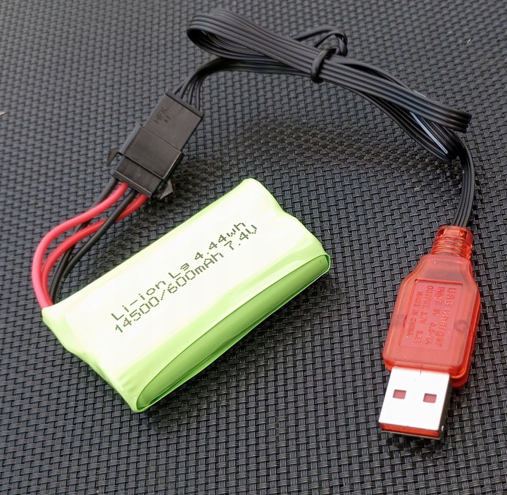 Samochód zdalnie sterowany toczący się Stunt Car 360 akumulator pilot 2,4