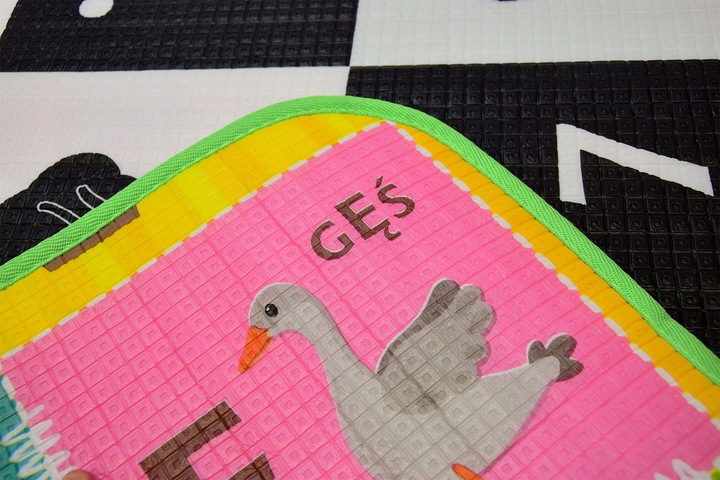 EDUKACYJNA MATA PIANKOWA SZACHOWNICA POLSKI ALFABET 180X200X0,5 DLA DZIECI