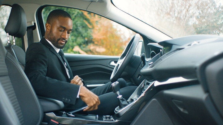 UNIWERSALNY BEZPRZEWODOWY ADAPTER ANDROID AUTO MOTOROLA MA1