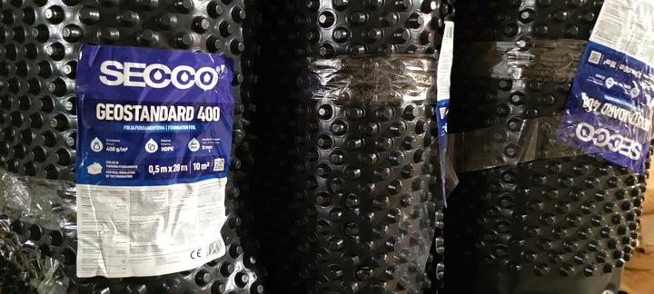 Folia fundamentowa izolacja kubełkowa 0,5m x 20mb