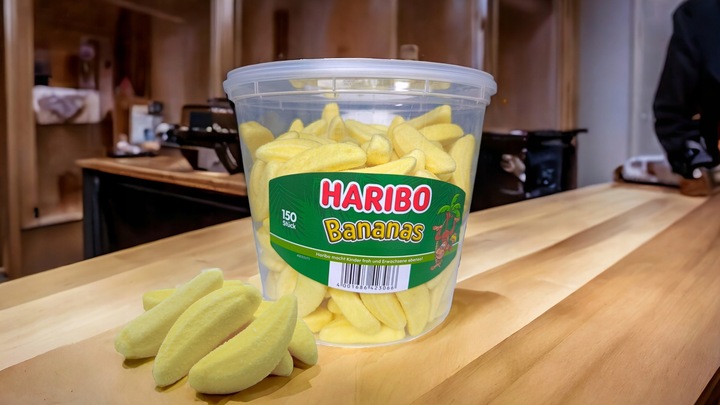 Żelki Pianki Owocowe HARIBO Bananowe Banany 150 sztuk / 1050g Niemieckie