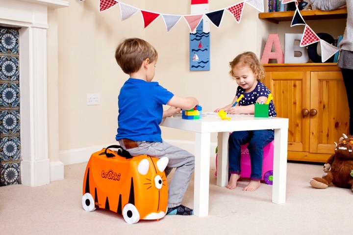 TRUNKI JEŻDŻĄCA WALIZECZKA JEŹDZIK 2w1 WALIZKA DLA DZIECKA