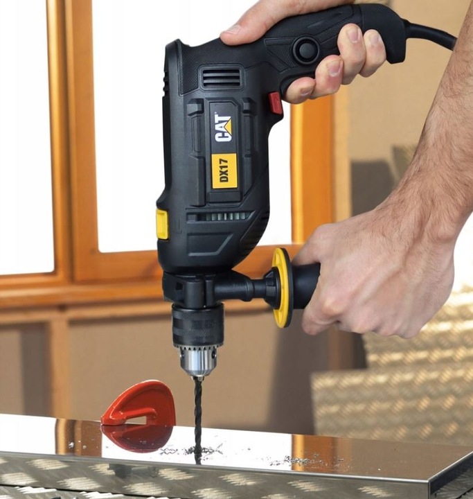 Wiertarka udarowa CAT DX17 750W 13mm 3000obr/min