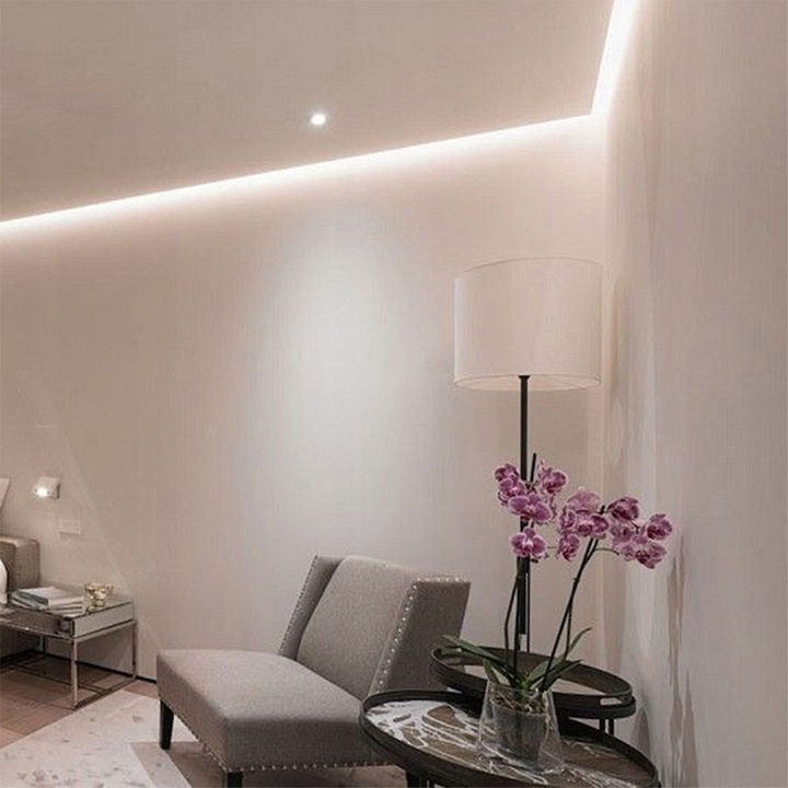 Profil 23х37mm dystansowy LED do sufitów z GK (biały)