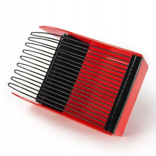 Zbieracz jagód z metalowym grzebieniem i uchwyte