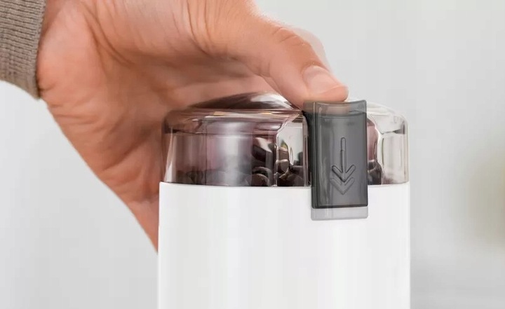 BOSCH MŁYNEK ELEKTRYCZNY DO KAWY TSM6A011W BIAŁY