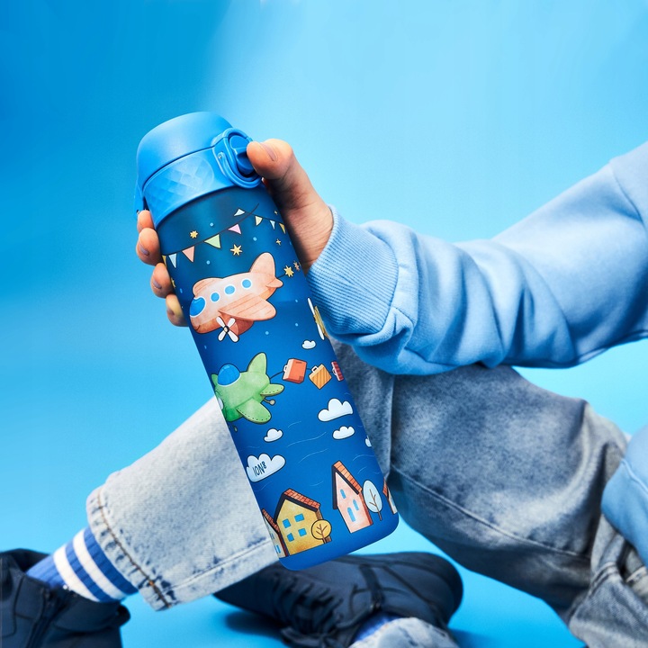 BUTELKA BIDON NA WODĘ DO SZKOŁY PRZEDSZKOLA NIEBIESKI SAMOLOTY ION8 0,5 l
