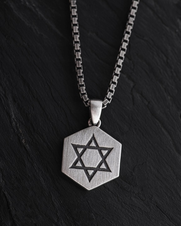 Srebrny wisiorek GWIAZDA DAWIDA