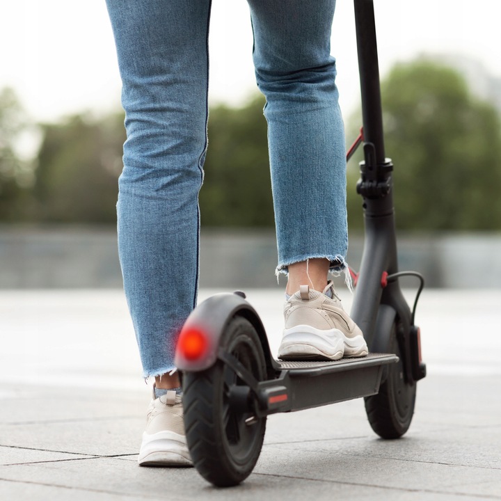 HULAJNOGA ELEKTRYCZNA 20km/h LED SKŁADANA